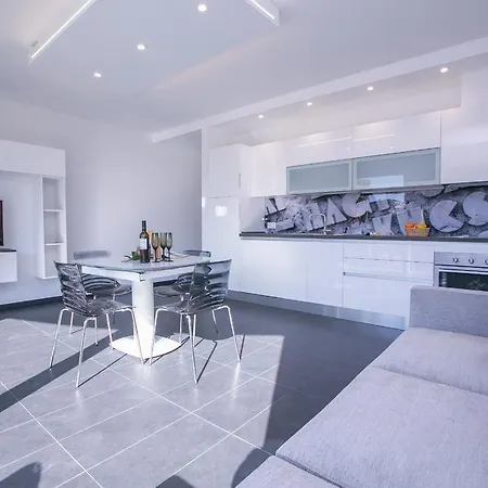 La Perla Del Ticino 5 *